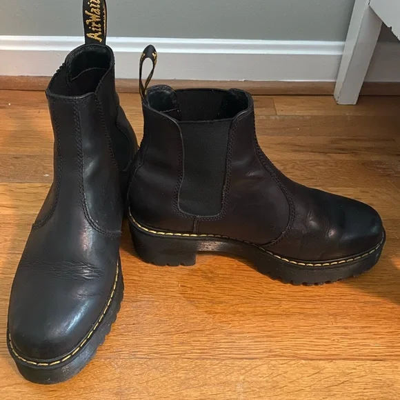 Dr Martens Platform Boots - Picture 3 of 3